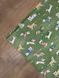 Літня охолоджуюча підстилка для собак Derby Ice Silk Material Summer Pet Cooling Mat Dog Pattern - Green CM009-2-85х120 фото 3
