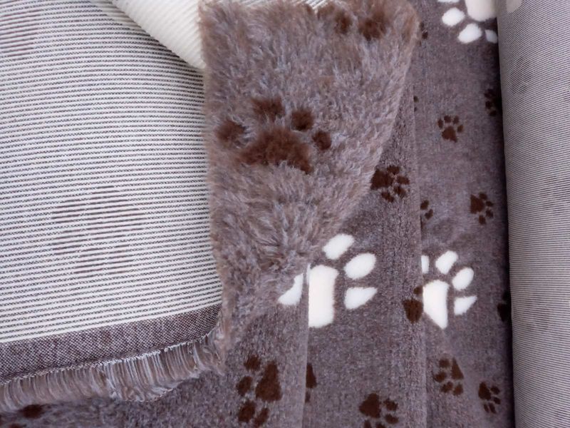 Килимок VetBed "Big Paws" коричневий VB-033 фото